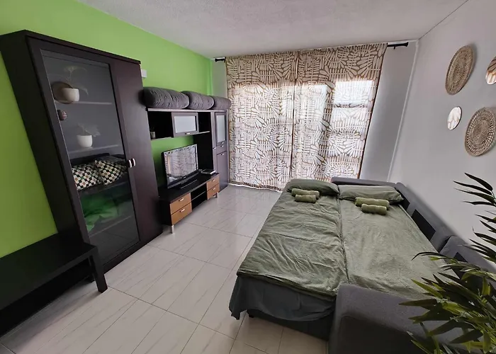 Ocean Retreat With Terrace And Tennis Διαμέρισμα *